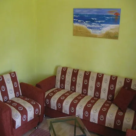 Holiday Dorfstr. N Ferienhaus